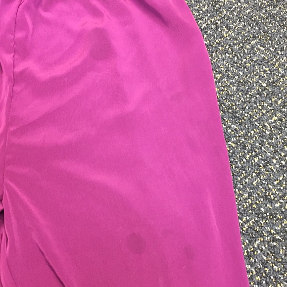 Satin jumper with belt - Picture 2 of 6